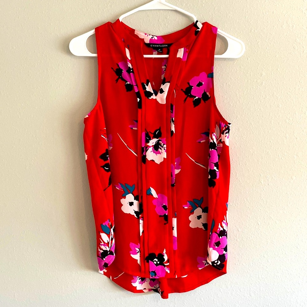 Red Sleeveless Blouse with Flower Pattern, XS